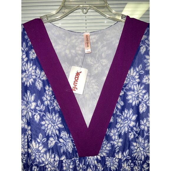 Sweet Peas Blue Floral Dress -- Large - Picture 6 of 10